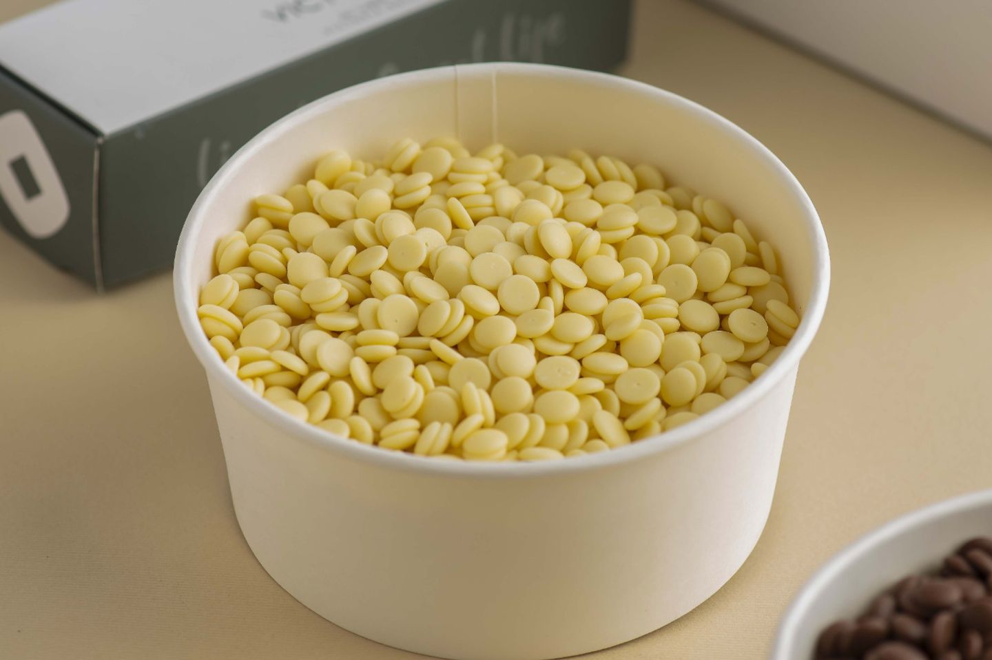 Half Kg White Belgium Chocolate With Milk