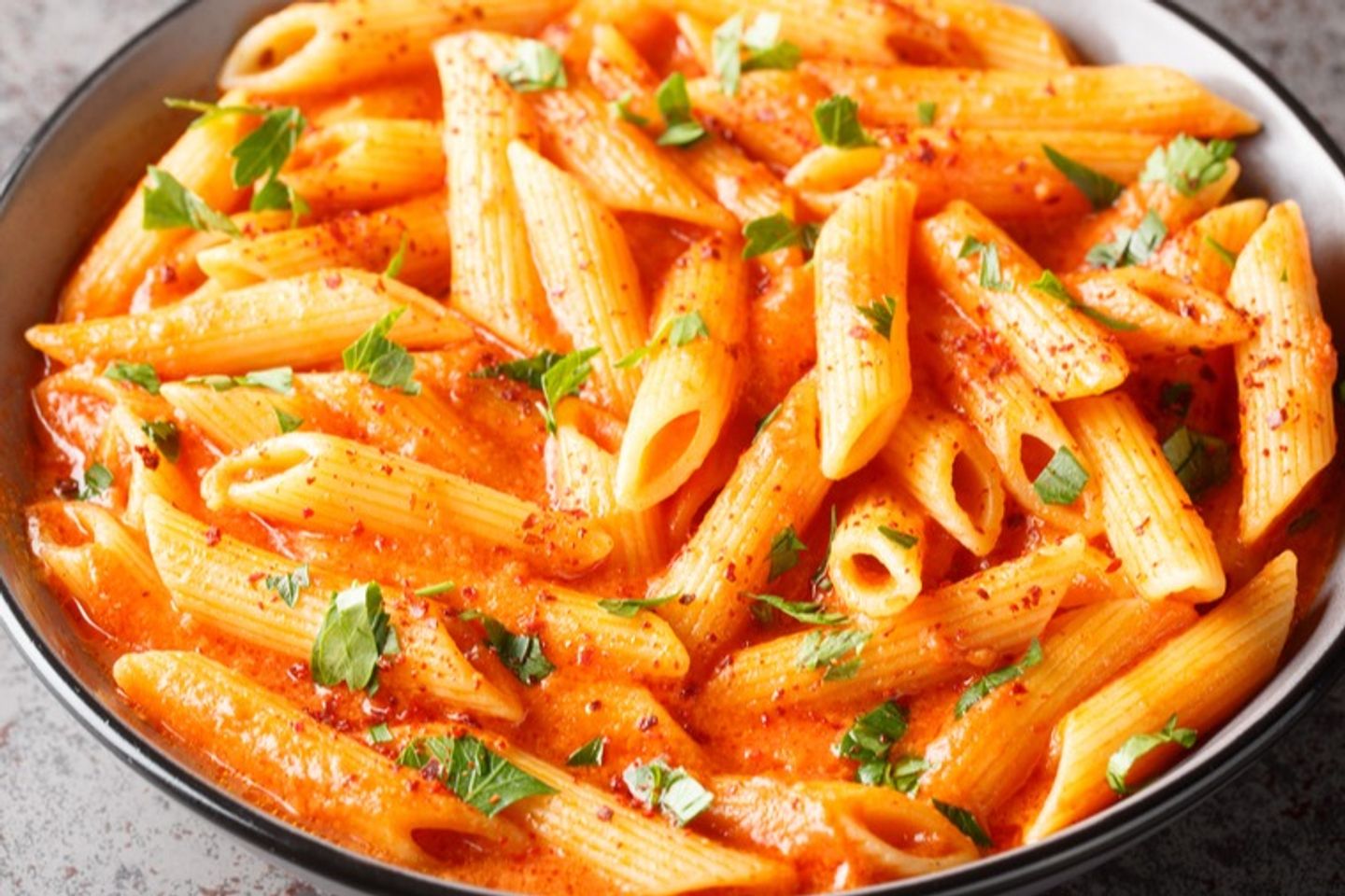 Mix Sauce   Pink Penne Pasta With Chicken