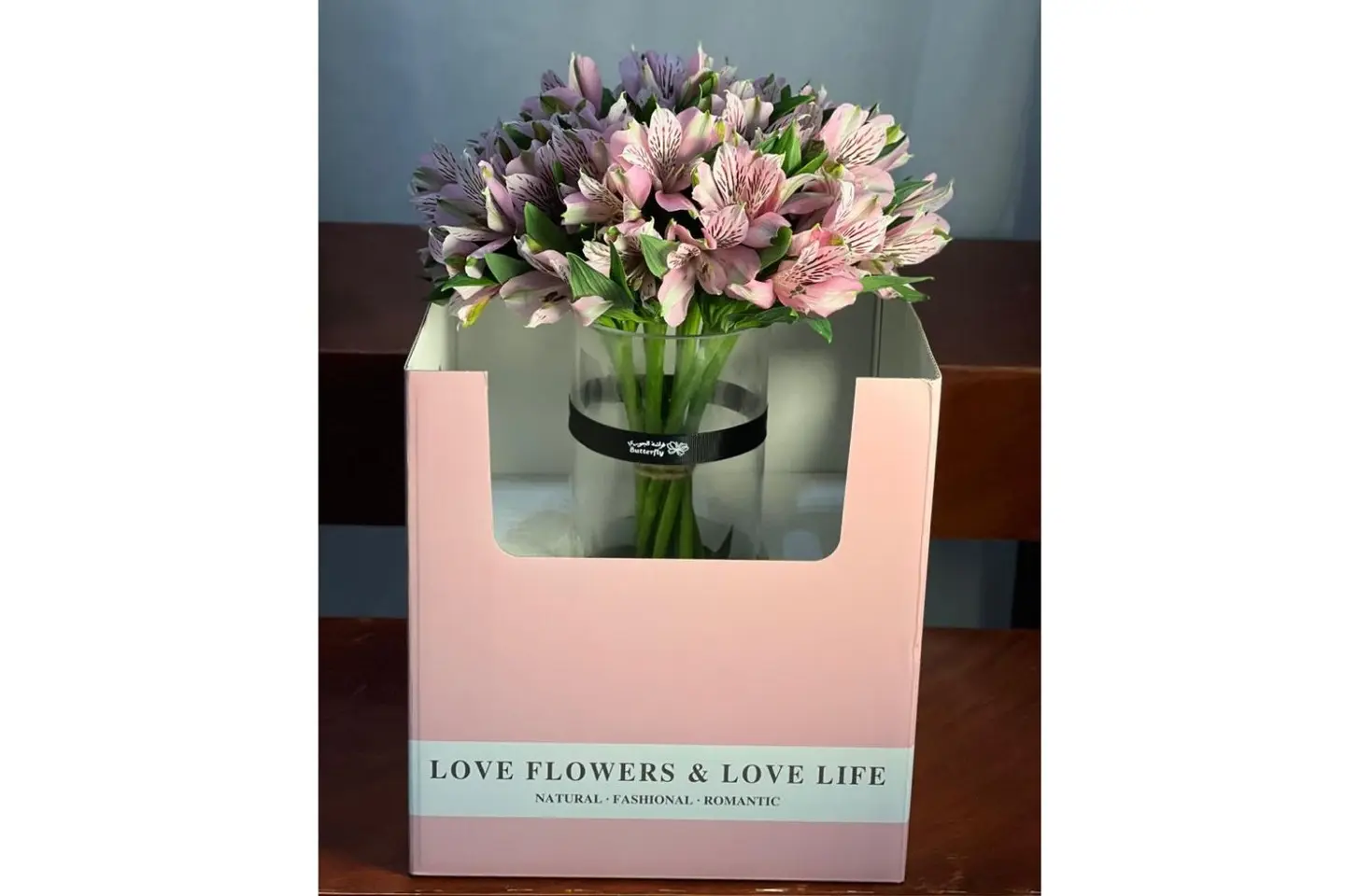 فازة ورد طبيعي