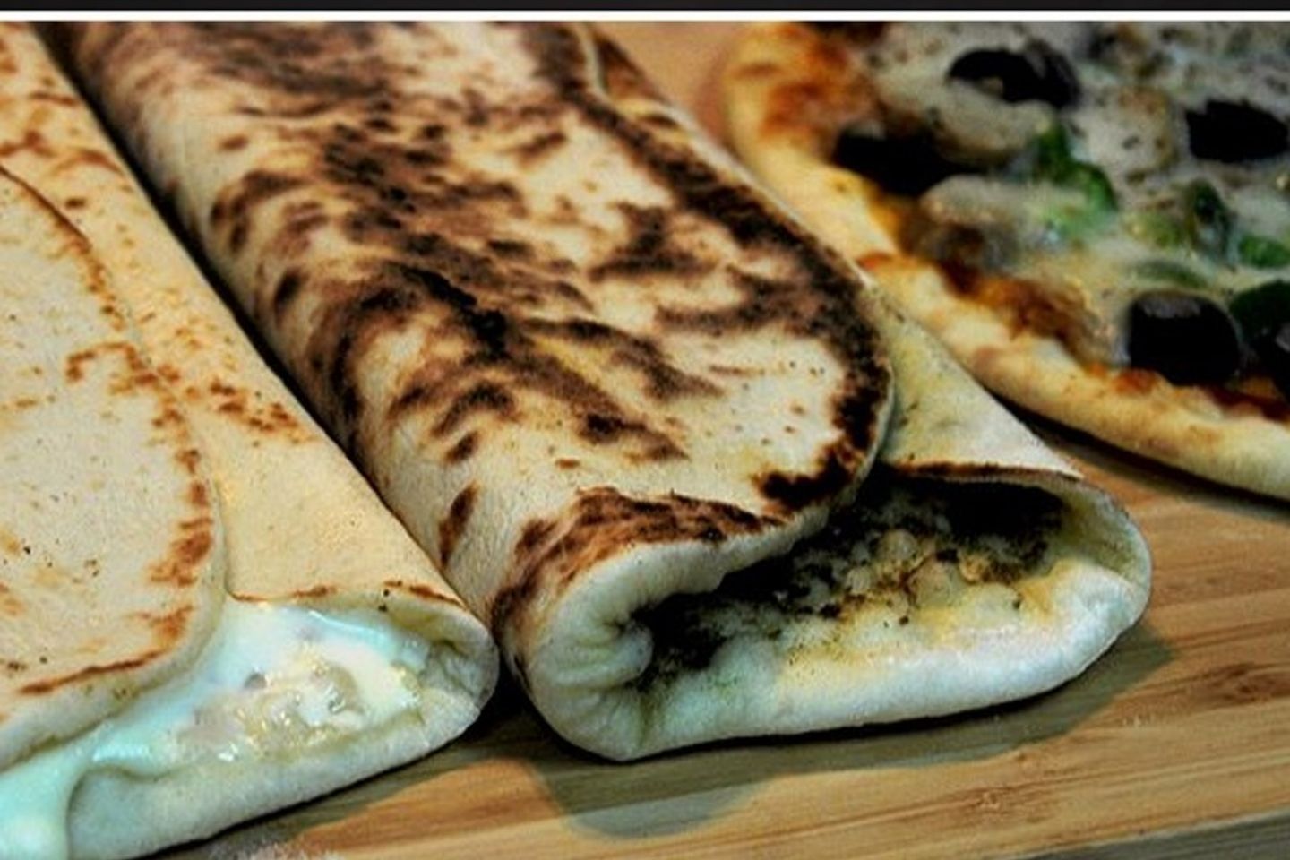 فطيرة جبن سائل عسل