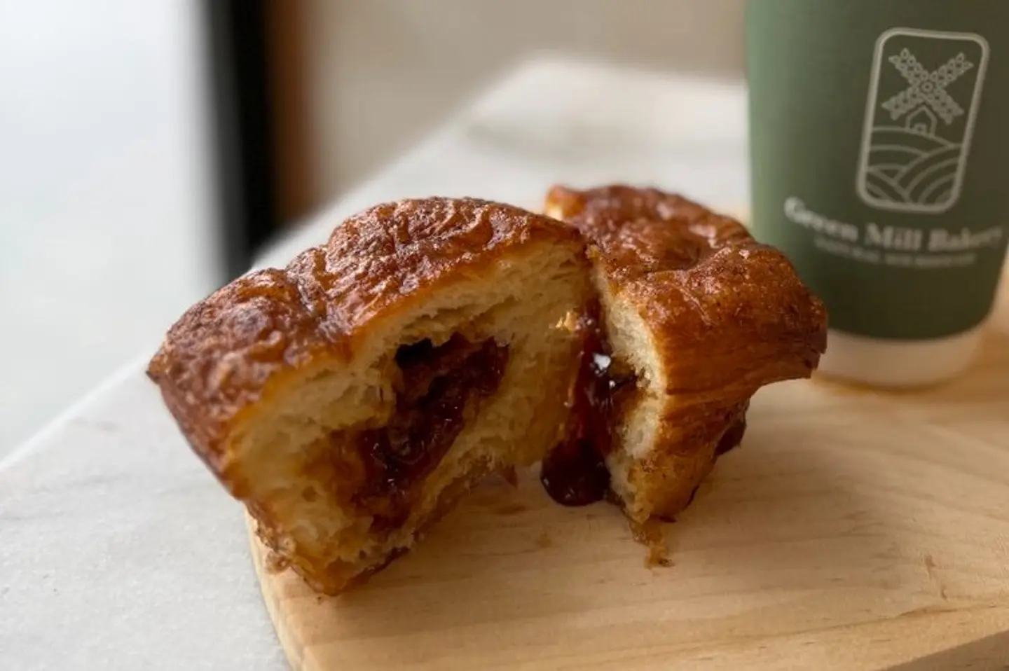 Kleja Croissant