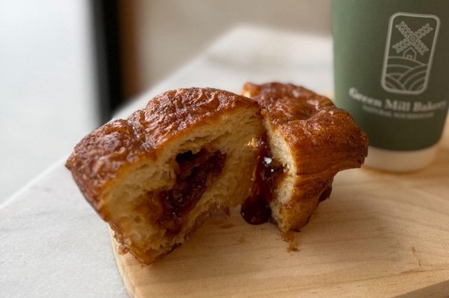 Kleja Croissant