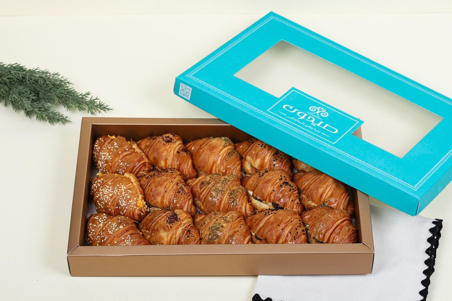 Croissant Box