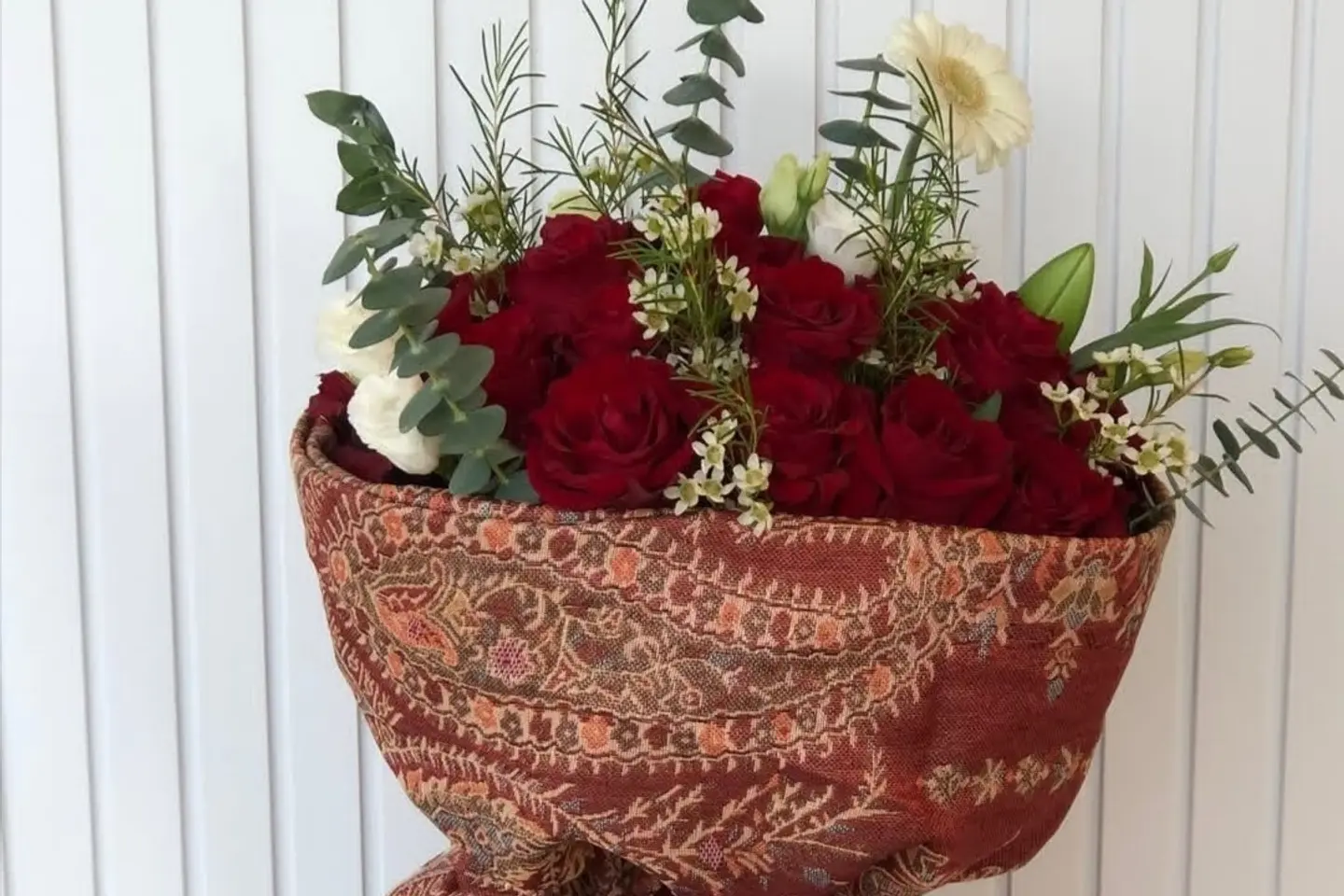 وردة وشتلة ٠٠١٩٤