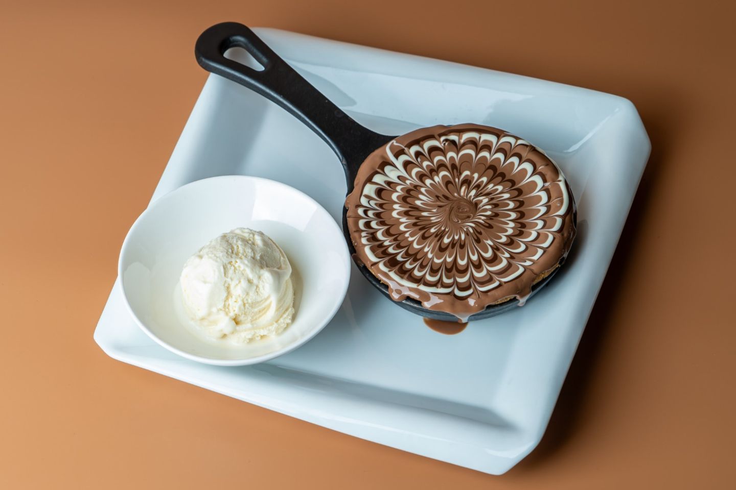Brookie In A Pan With Ice Cream