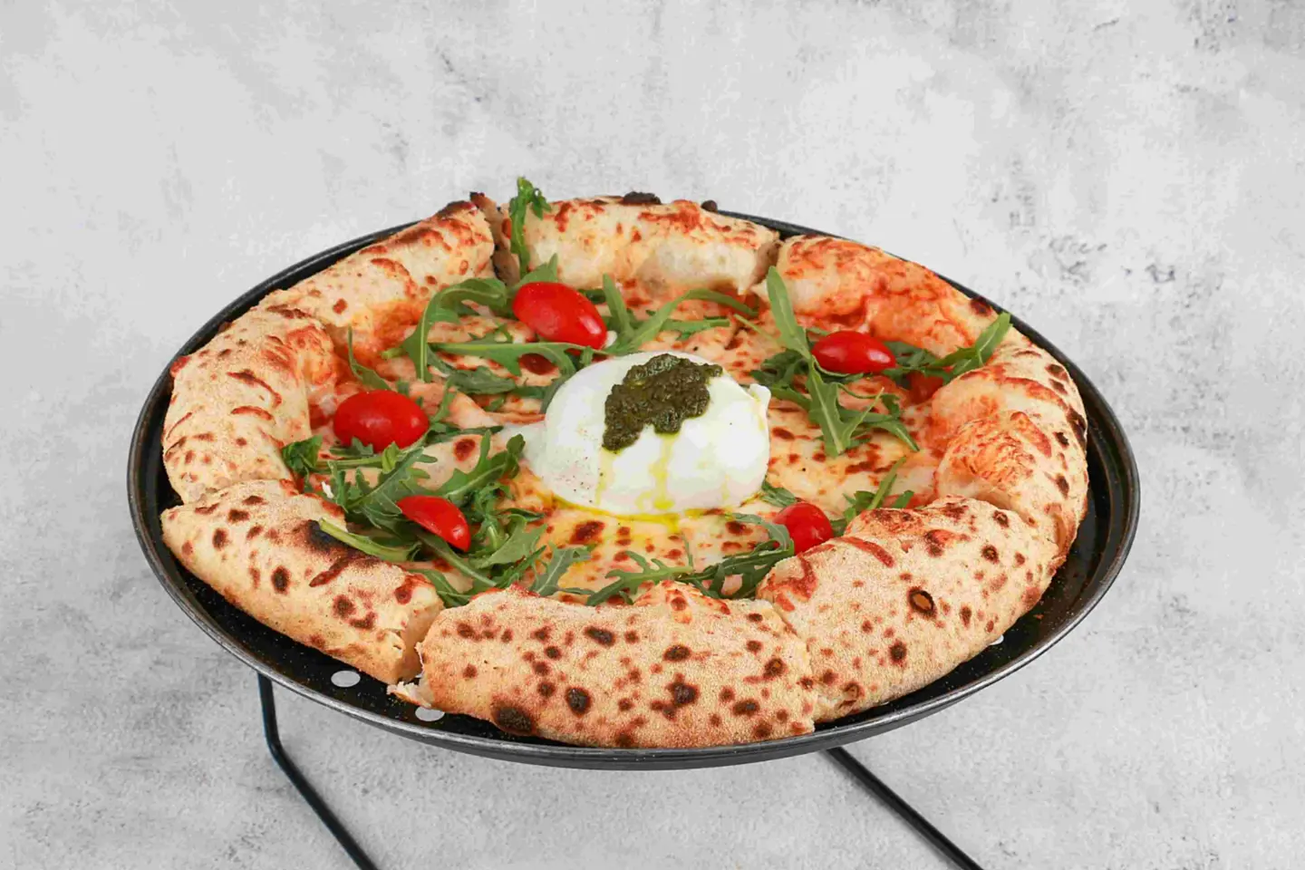 بيتزا بوراتا