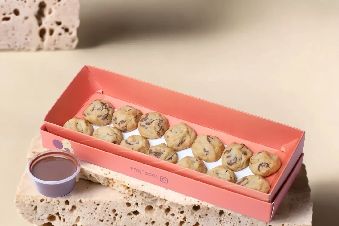 ميني كوكيز٢٨ حبة مع صوص الشكولاتة