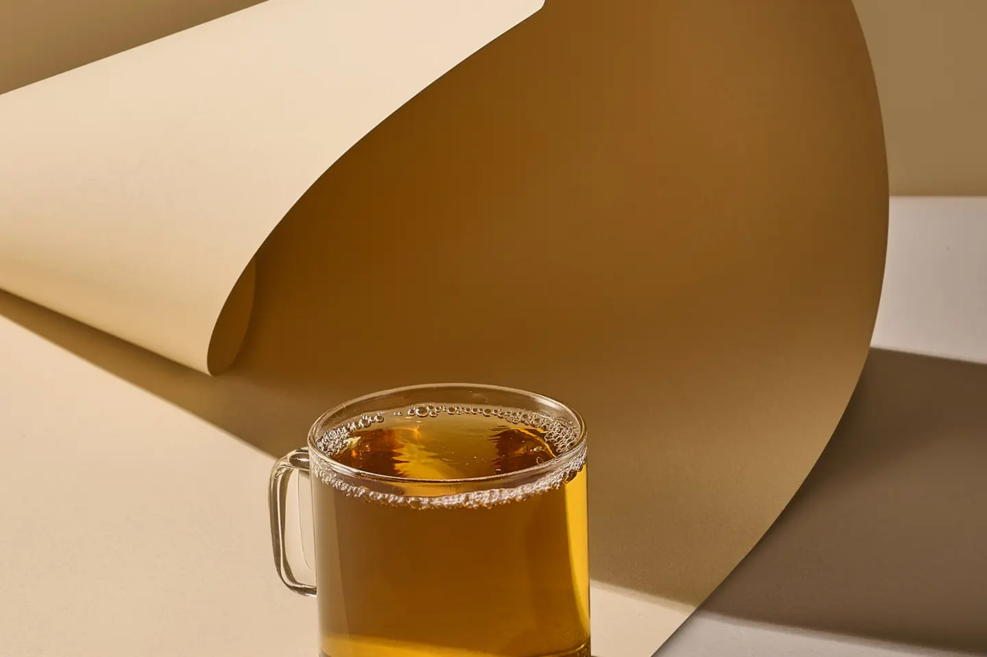 شاي احمر بالحليب