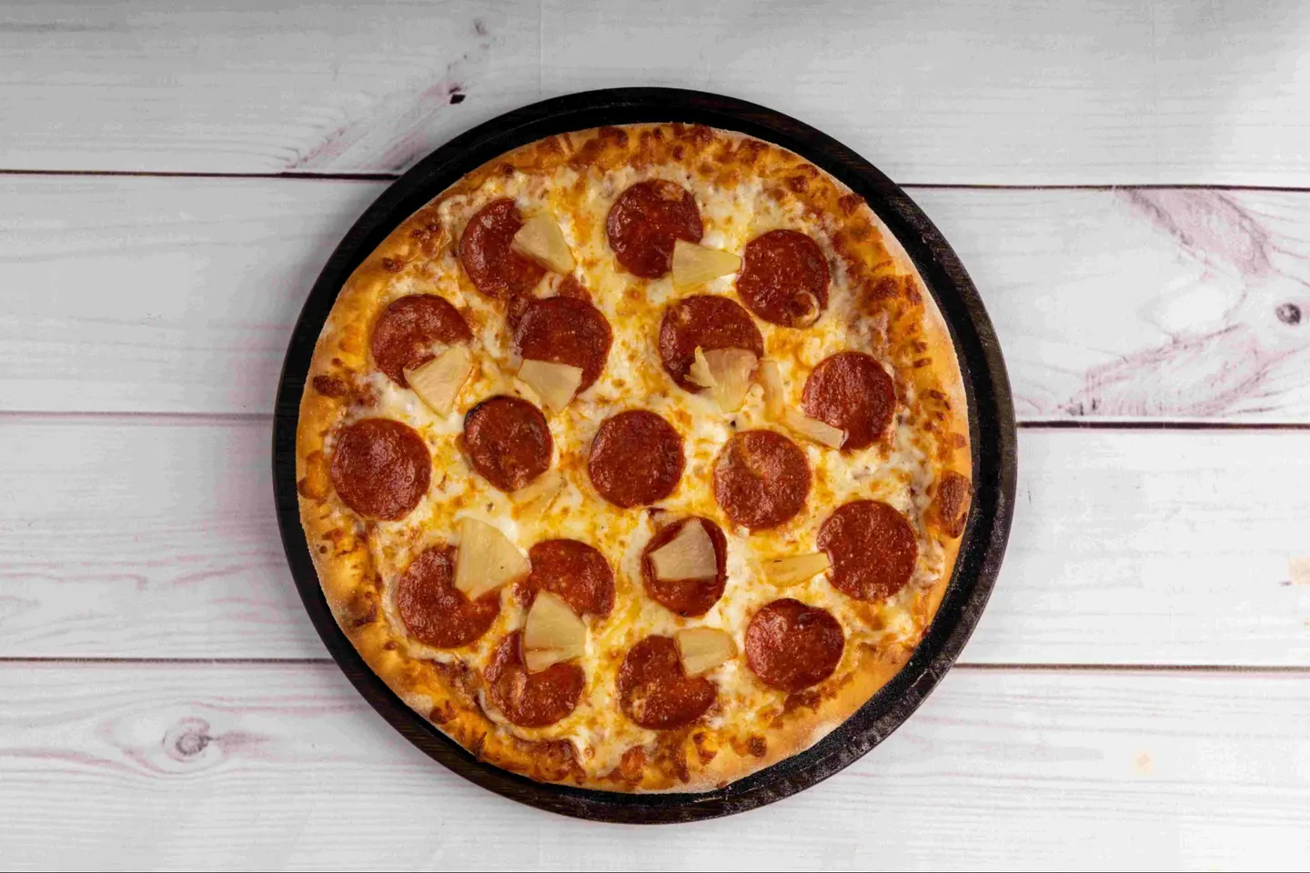 Mega Royal Hawaiian Pizza
