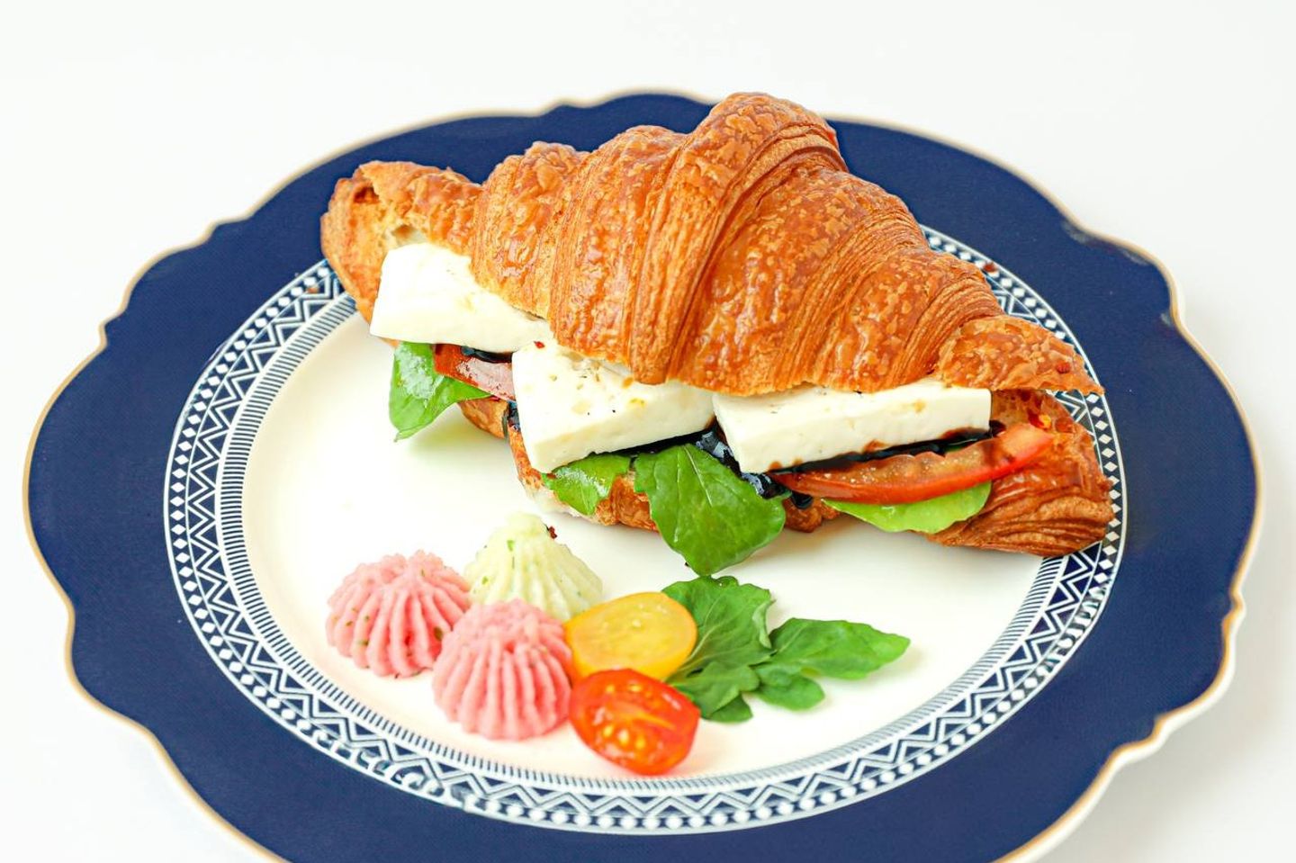 Oriental Halloumi Sandwich