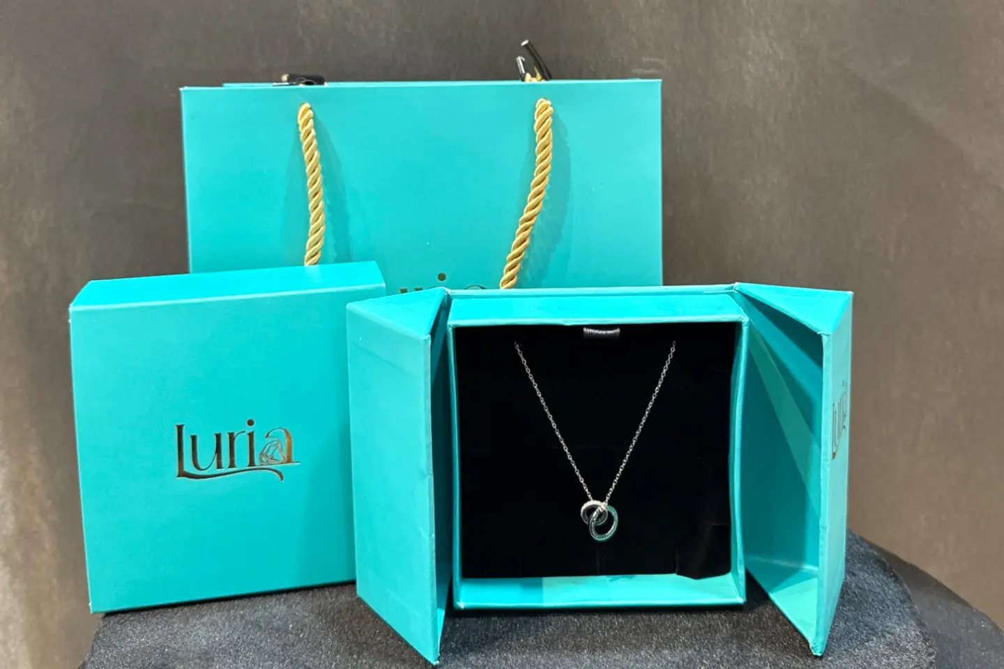 سلسال لوريا - ١١٥