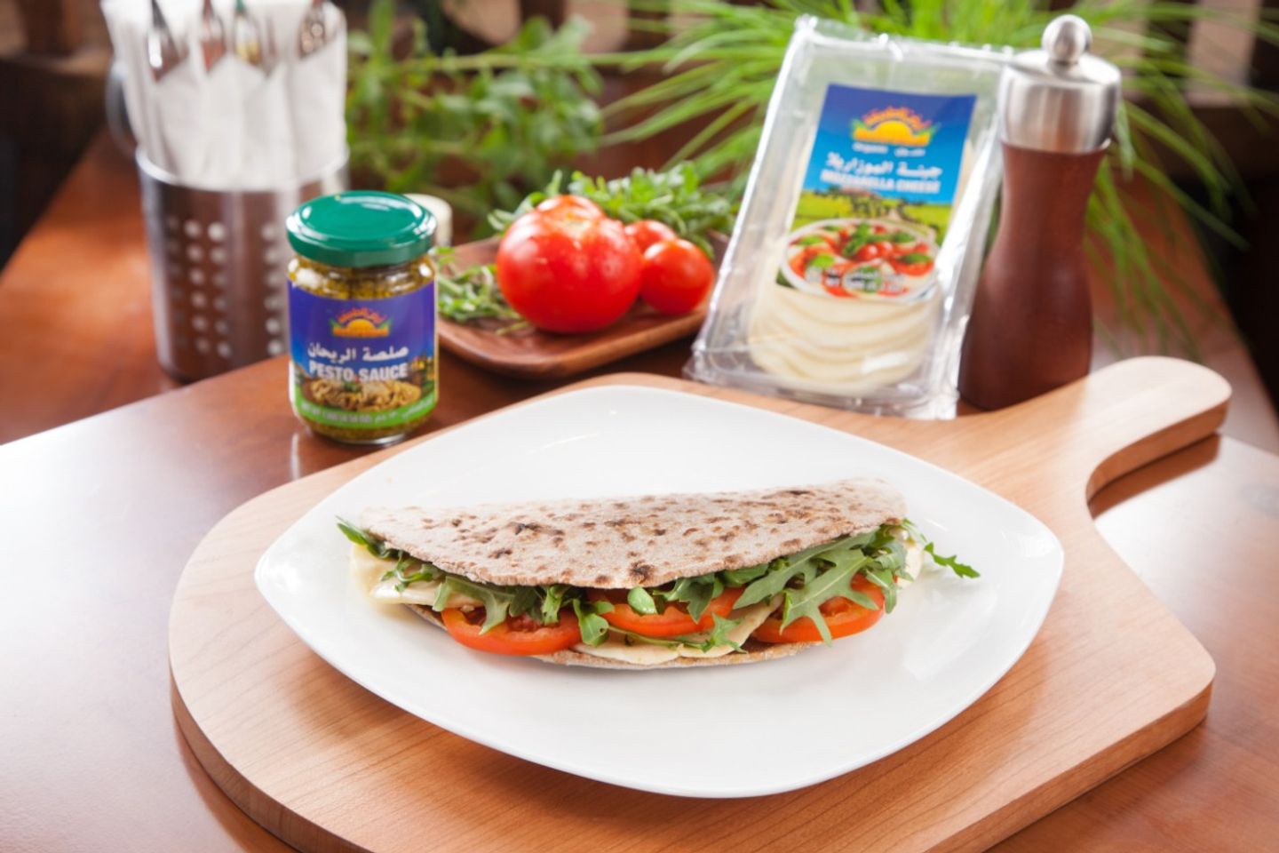 Mozzarella Tomato Pesto Sandwich