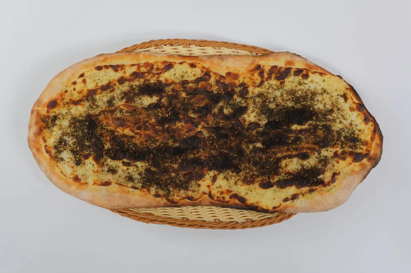 خبز بالجبن والزعتر