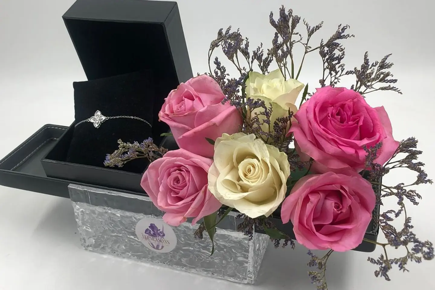 قيفت فان روزس