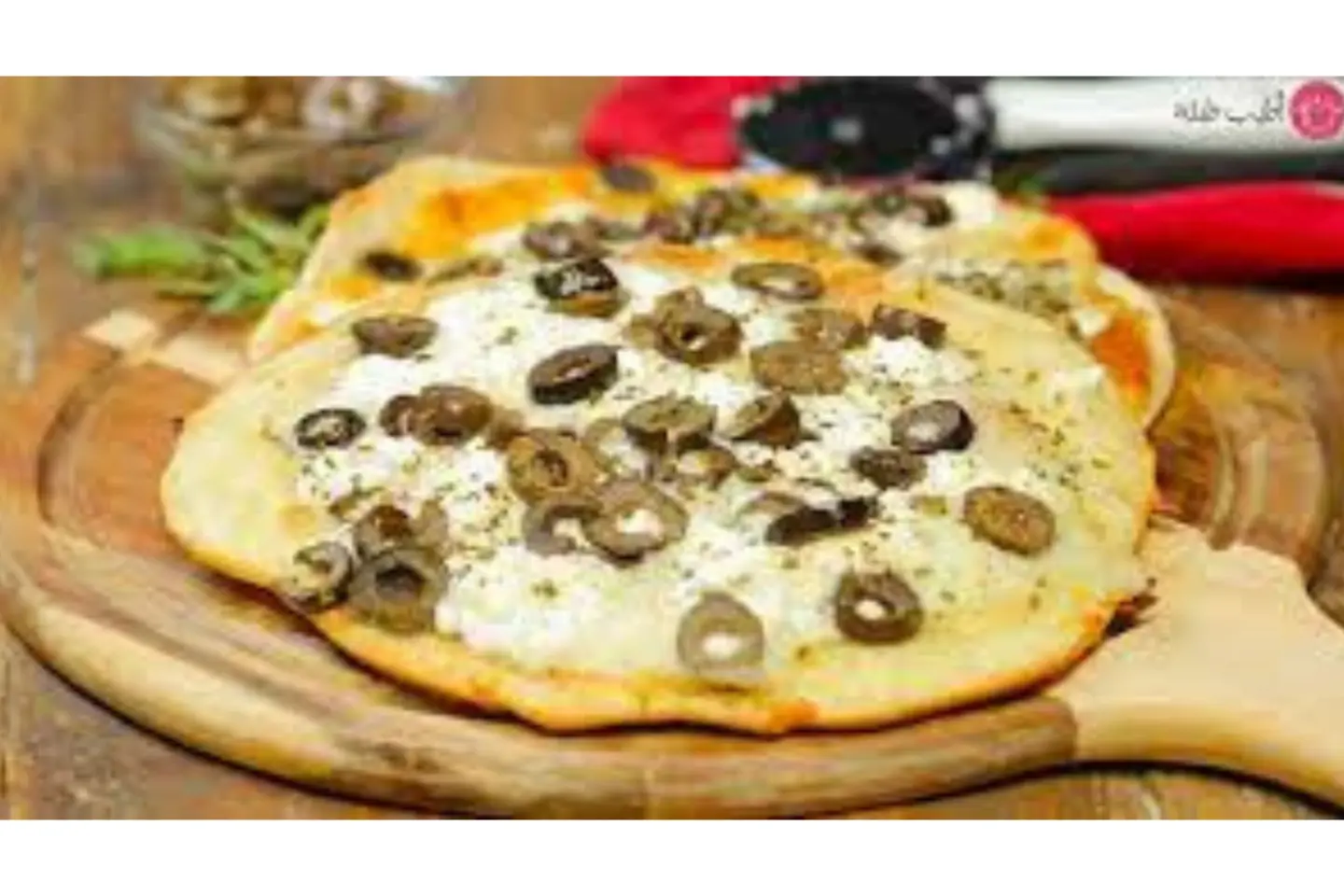 Cheese With Olives Pie - Small