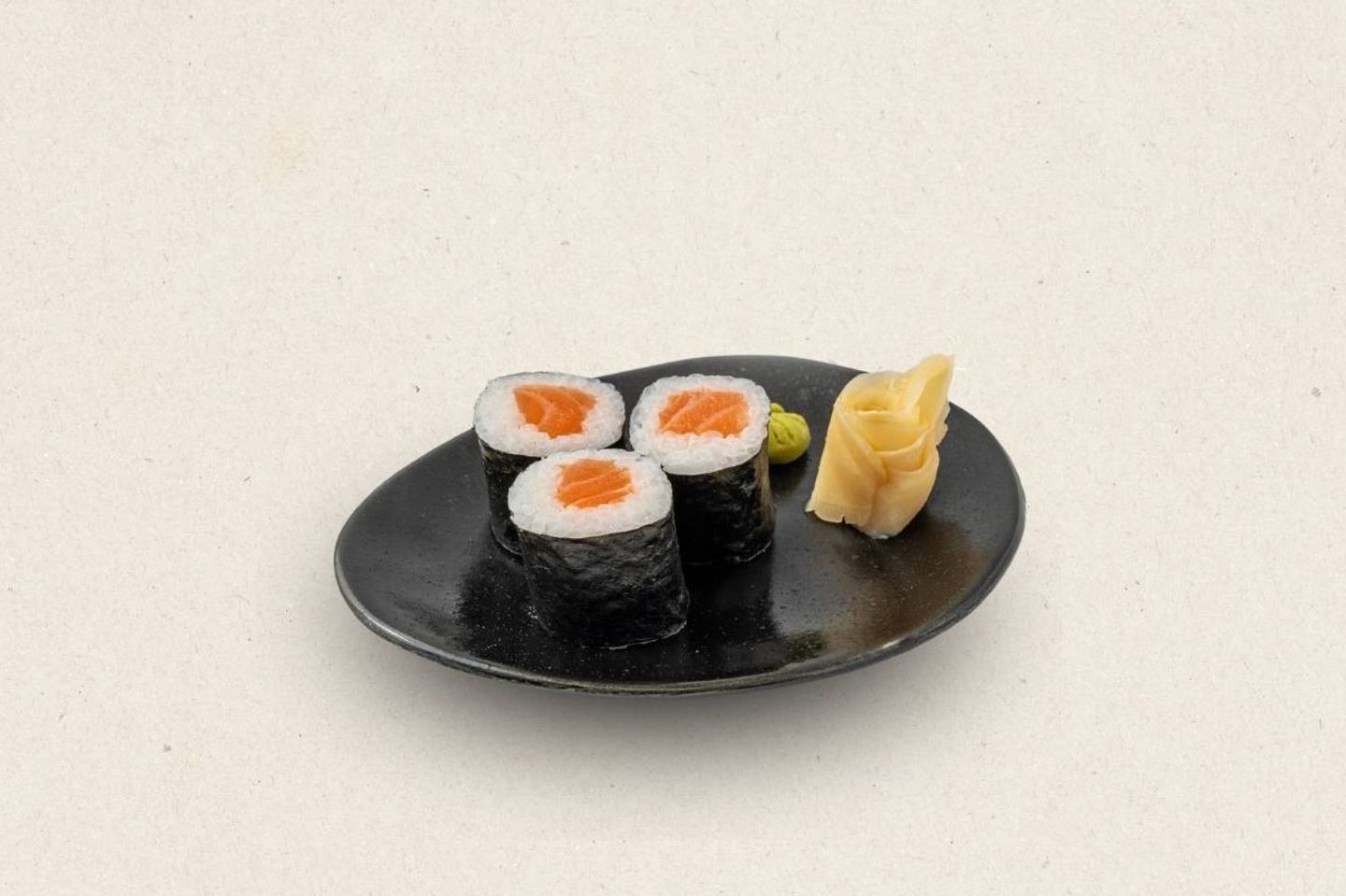 Salmon Hoso Maki