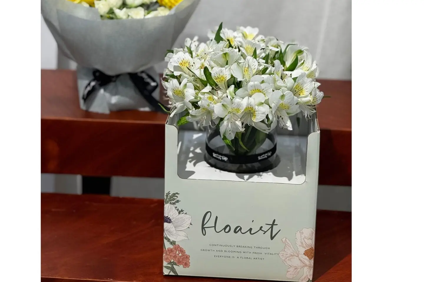 Alstroemeria Vase