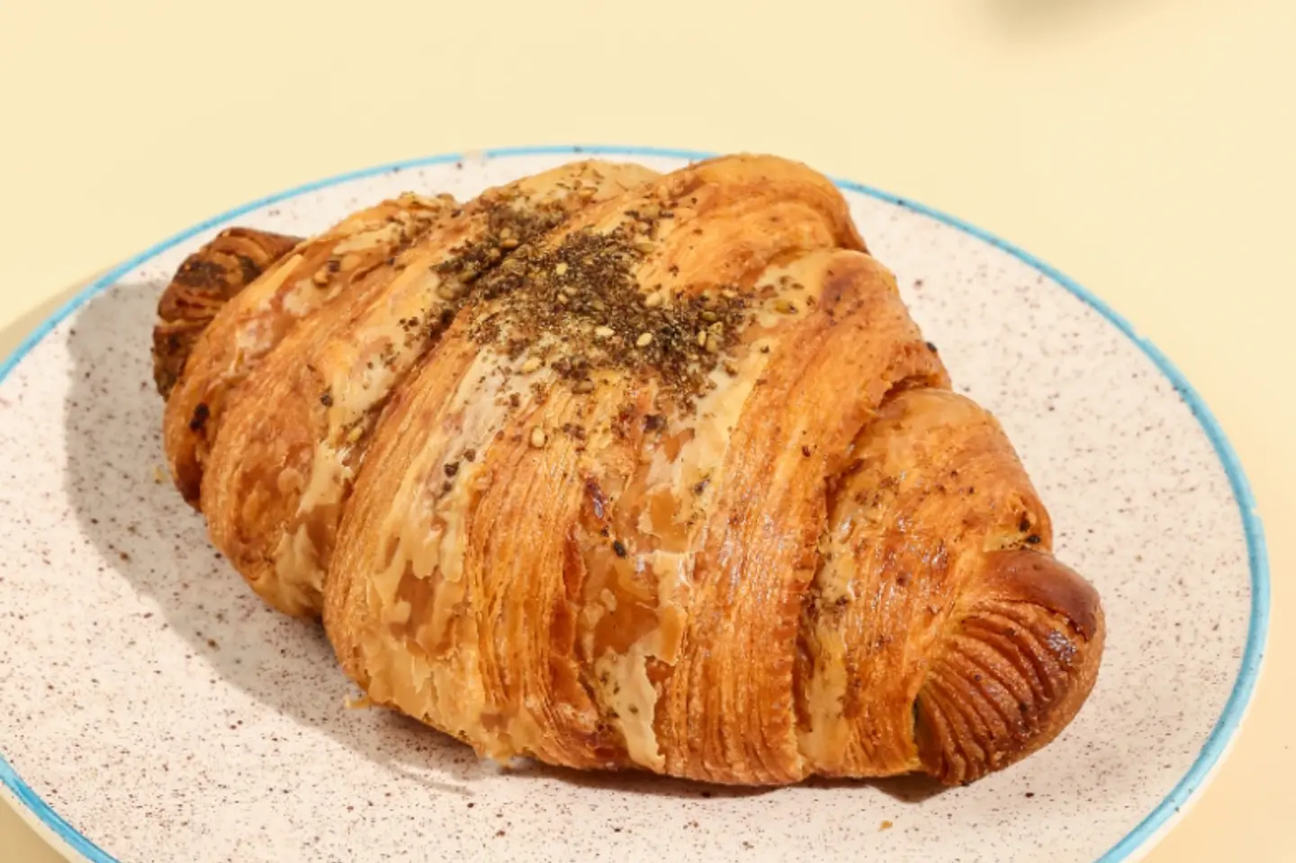 كروسان زعتر