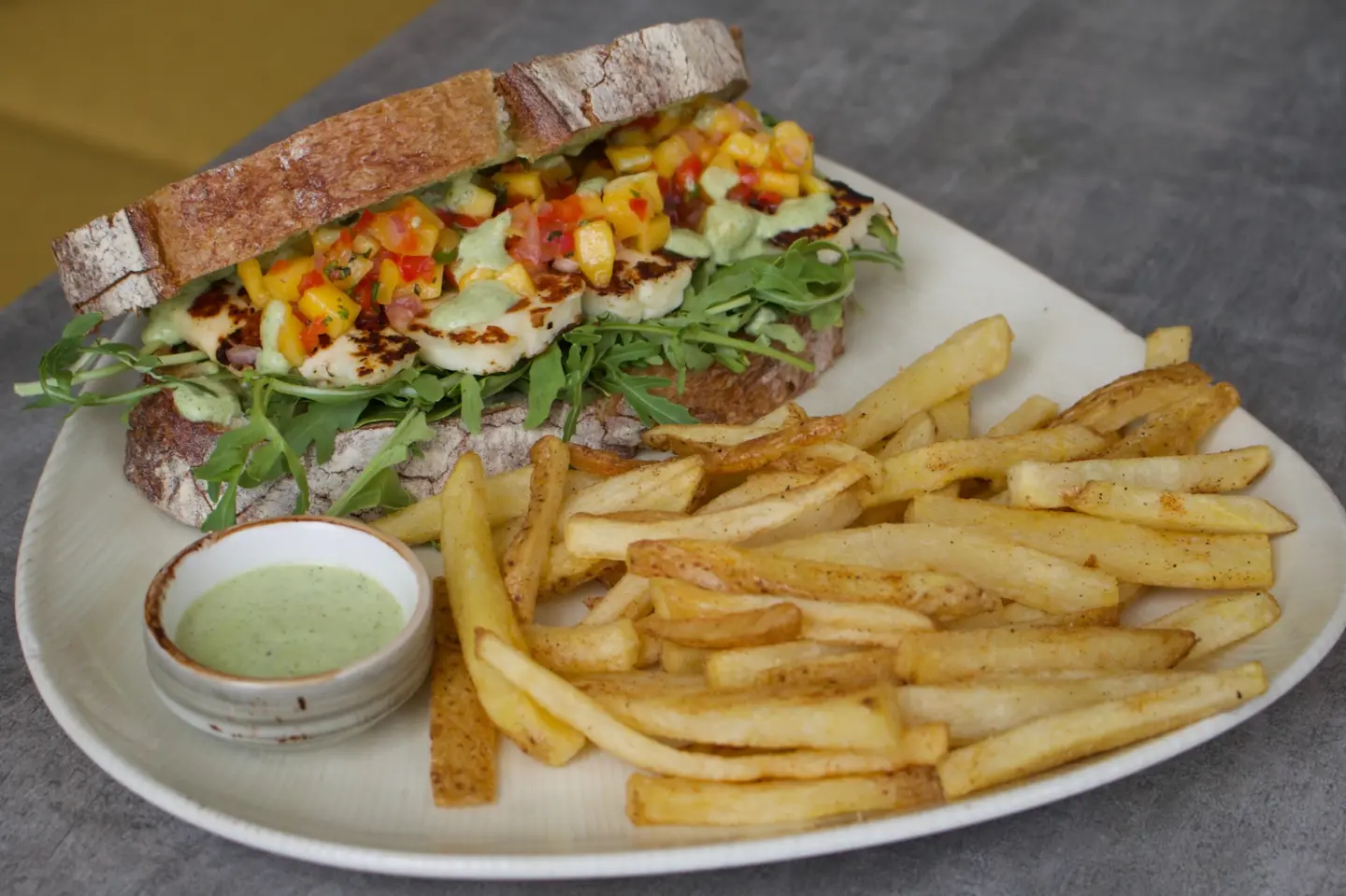 Halloumi With Mango Sandwich