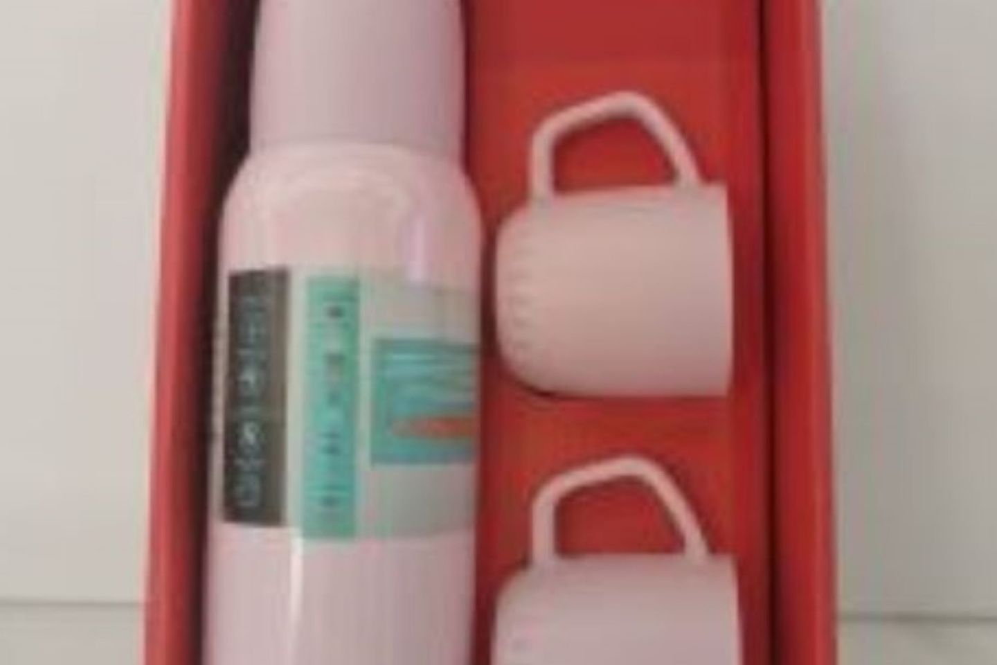 Vacuum Travel Bottle With 3 Cup