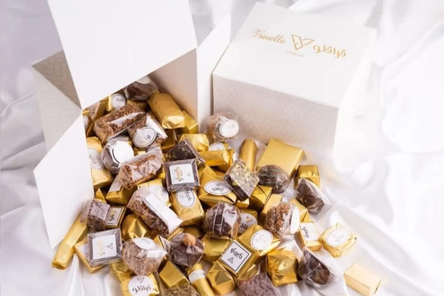 كيلو شوكلت مغلف مكس- كلاسيك + اسبشل