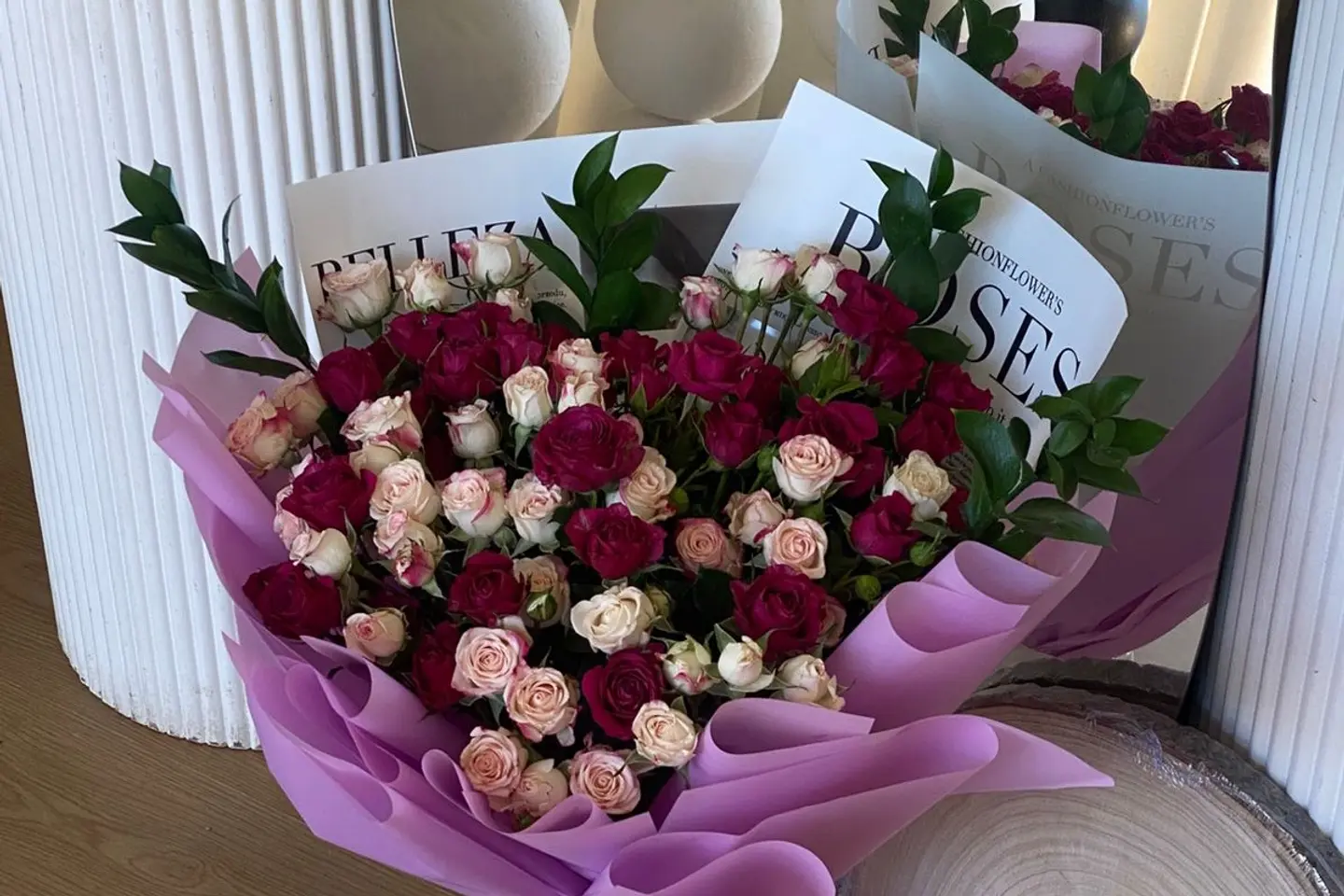 باقة بيبي روز غلاف موف ٢٥٠