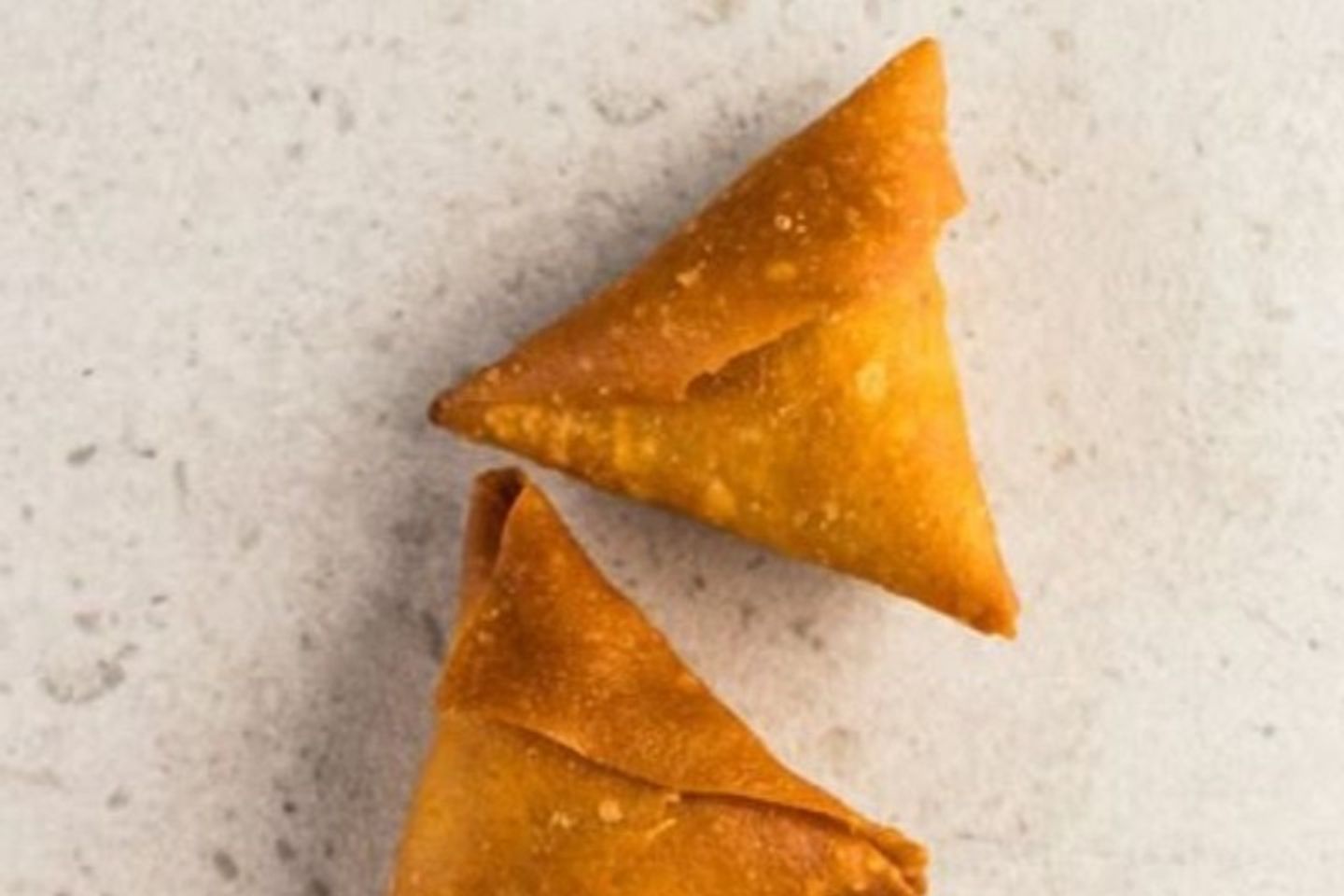 سمبوسة دجاج مقلية