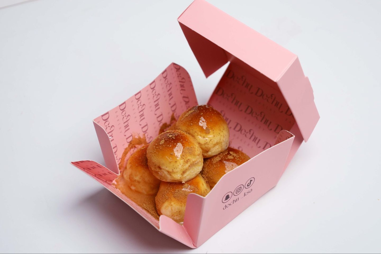 Cinnabon Bites