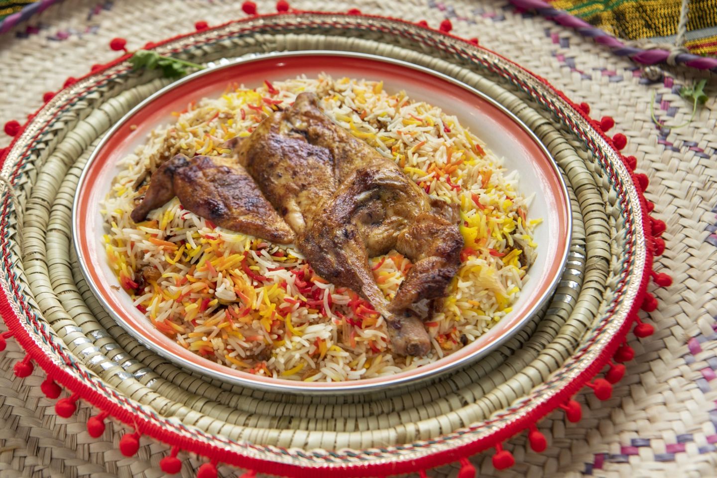 نصف دجاج مظبي ارز ديناميت