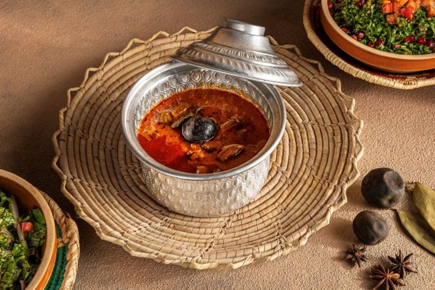 مرق بامية مع اللحم بدون رز