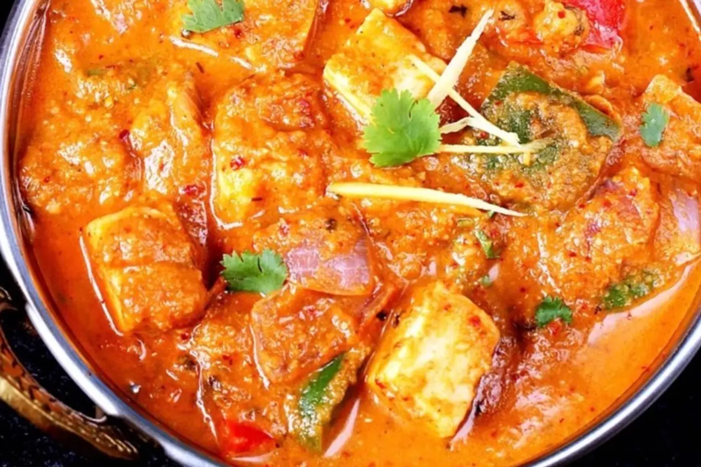 بانير كاداي صلصة سميكة حارة متوسطة