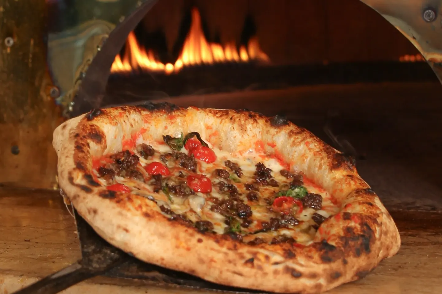 ‏Beef White Sauce Pizza