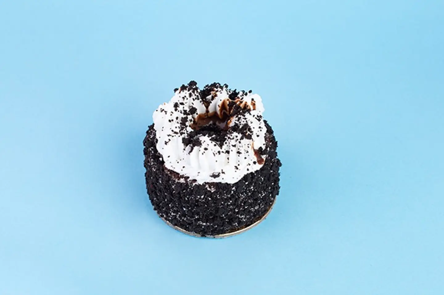Volcano Oreo Cake Slice