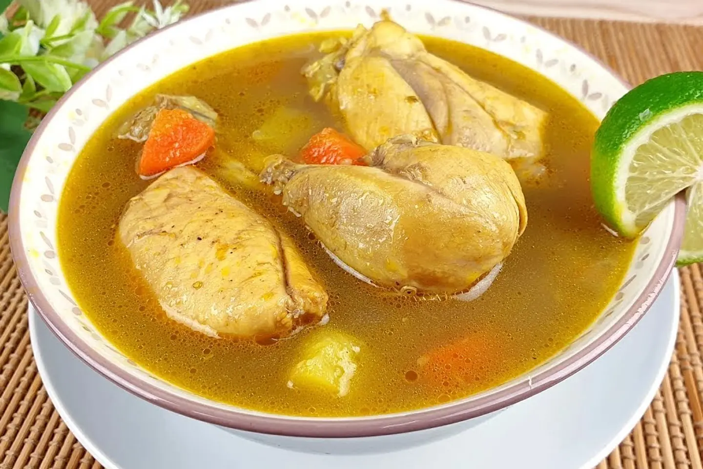 ربع دجاج مسلوق