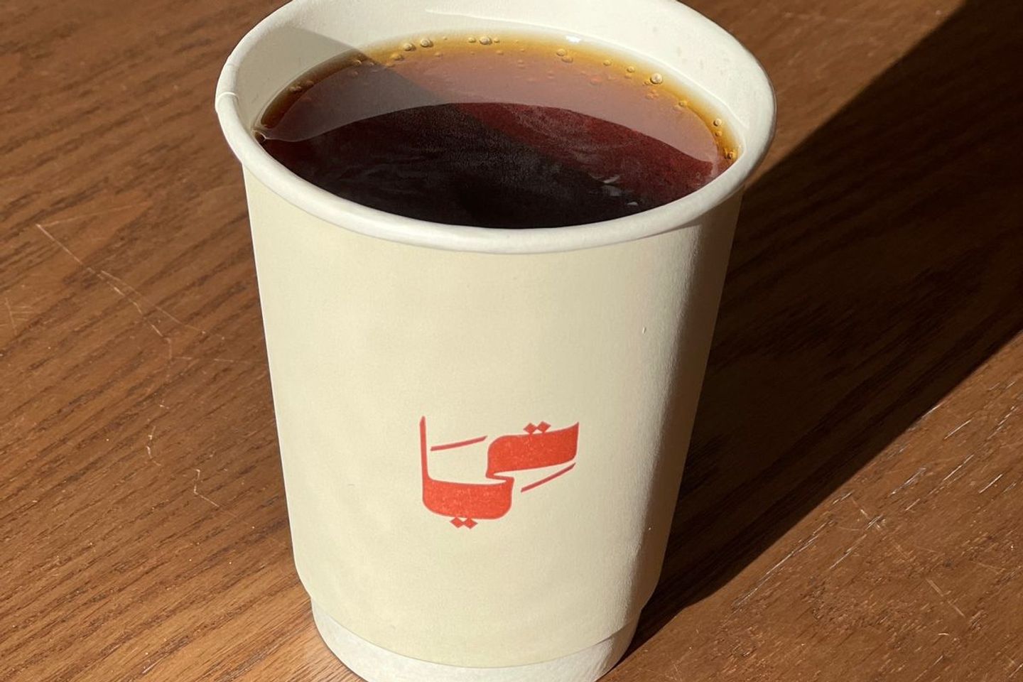 كوب شاي ورقي