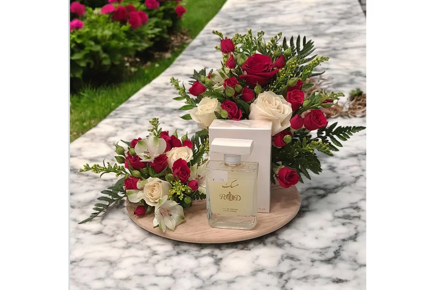 مسك ابيض مع ورد