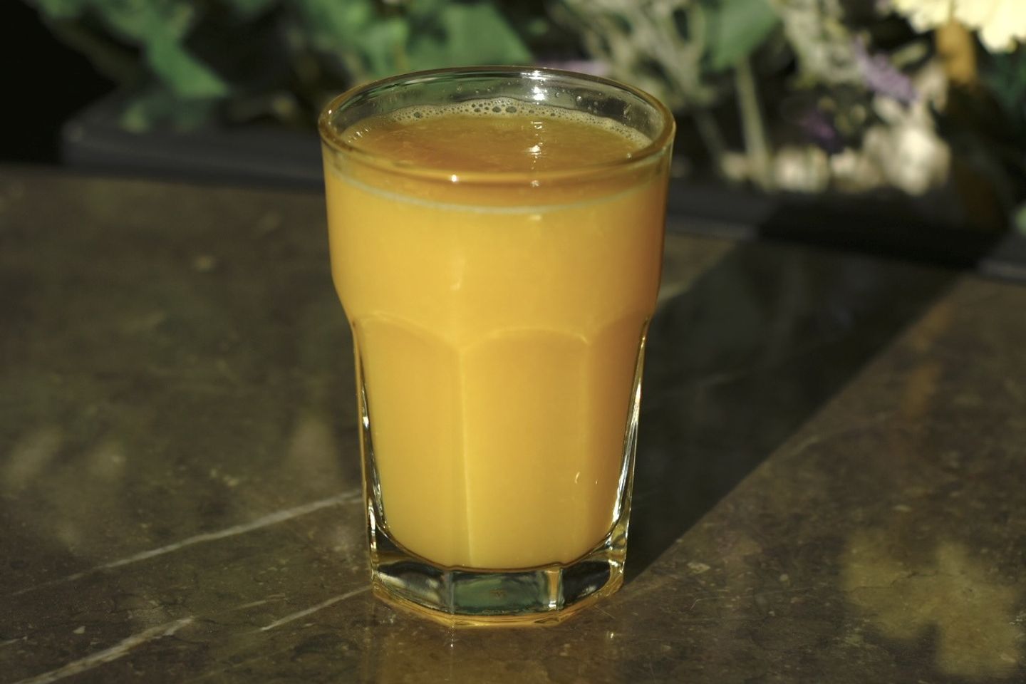 عصير برتقال طازج
