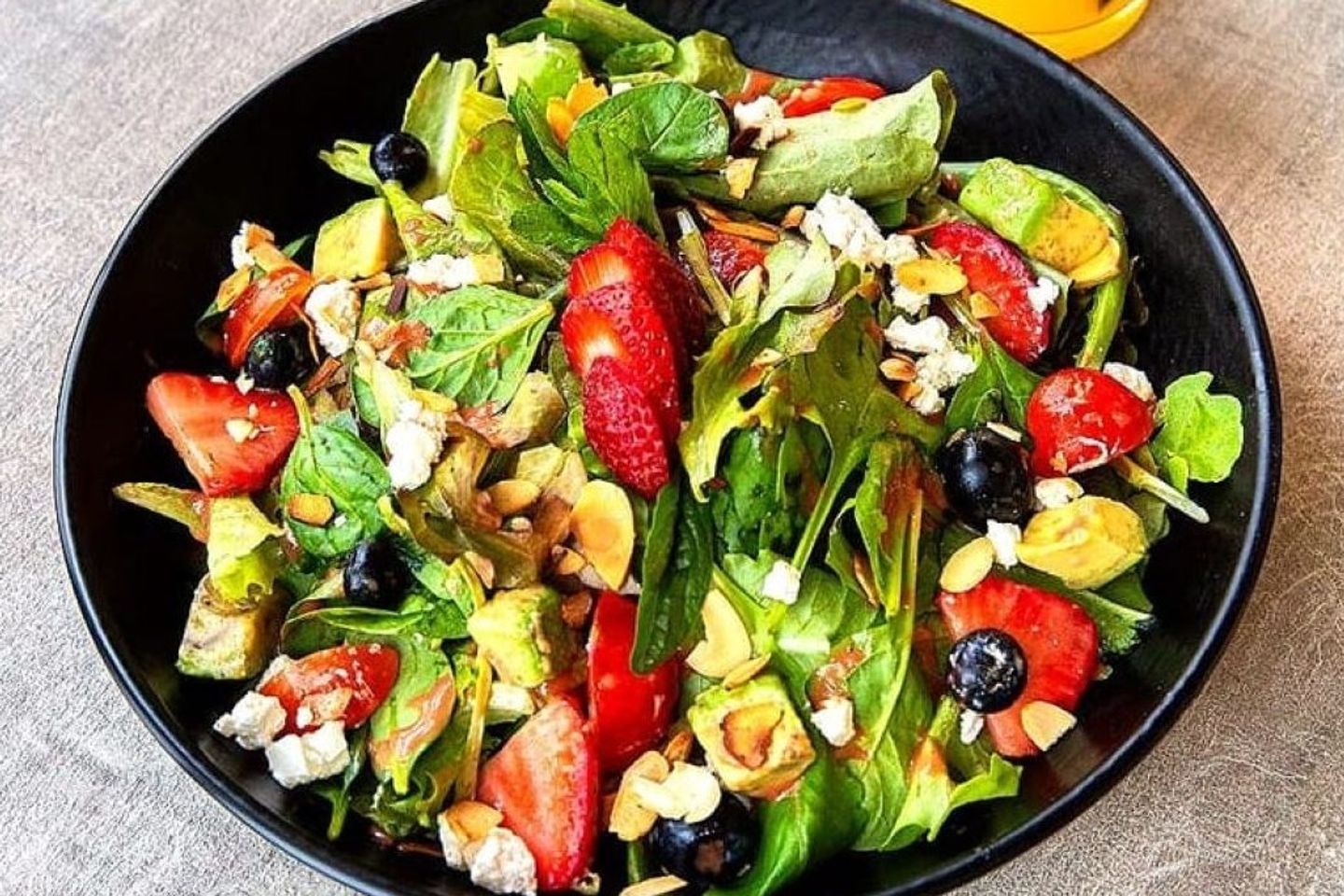 Spinach Strawberries Salad