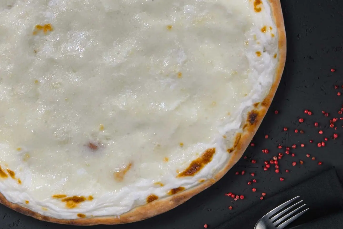 مناقيش لبنة بالجبنة