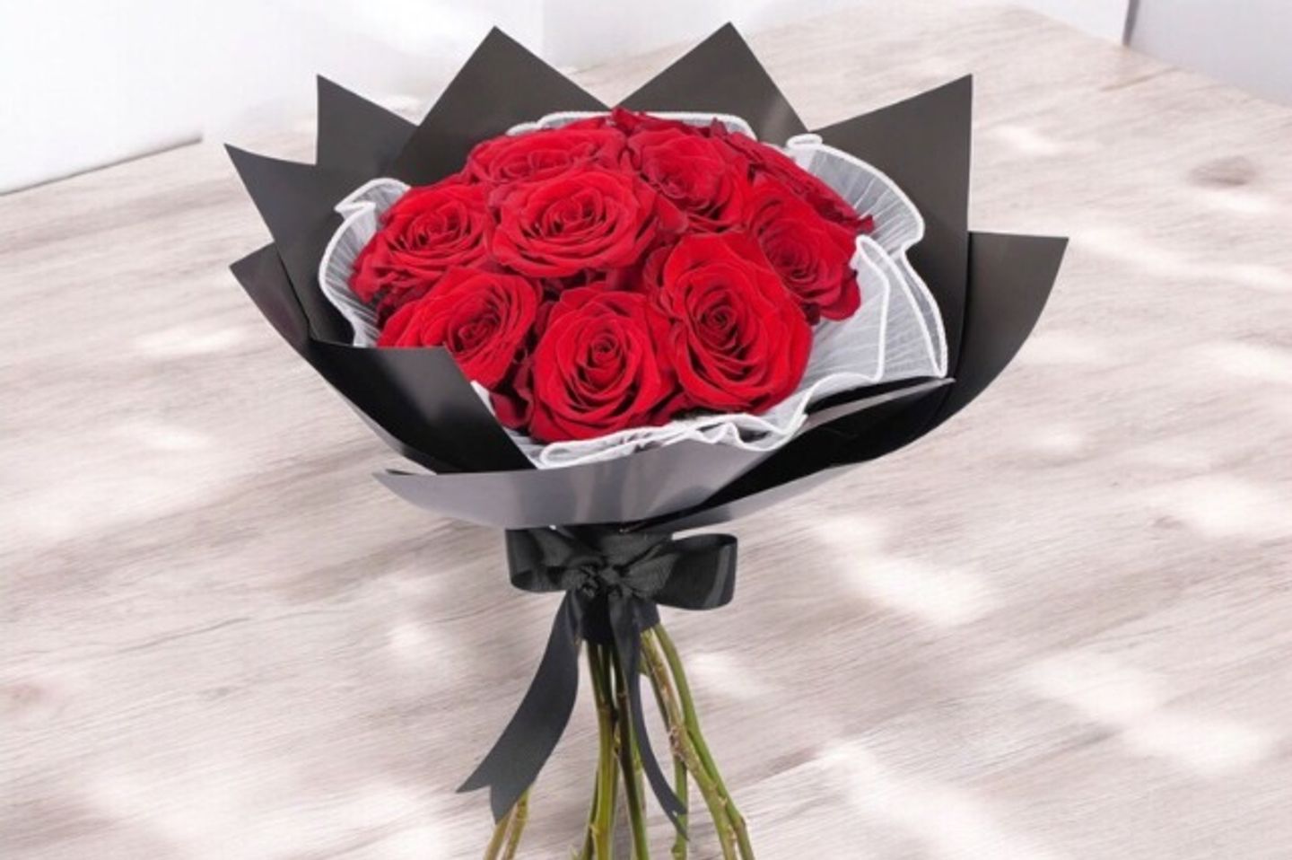 Bouquet Of 12 Red Roses