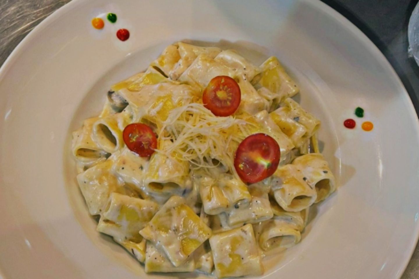 Truffle Sauce Rigatoni Pasta