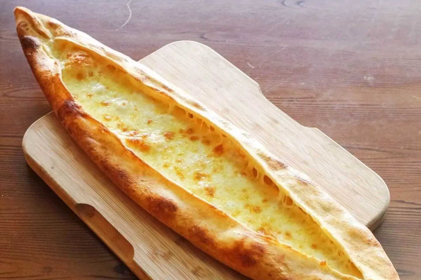 Mozzarella Cheese Manoushe