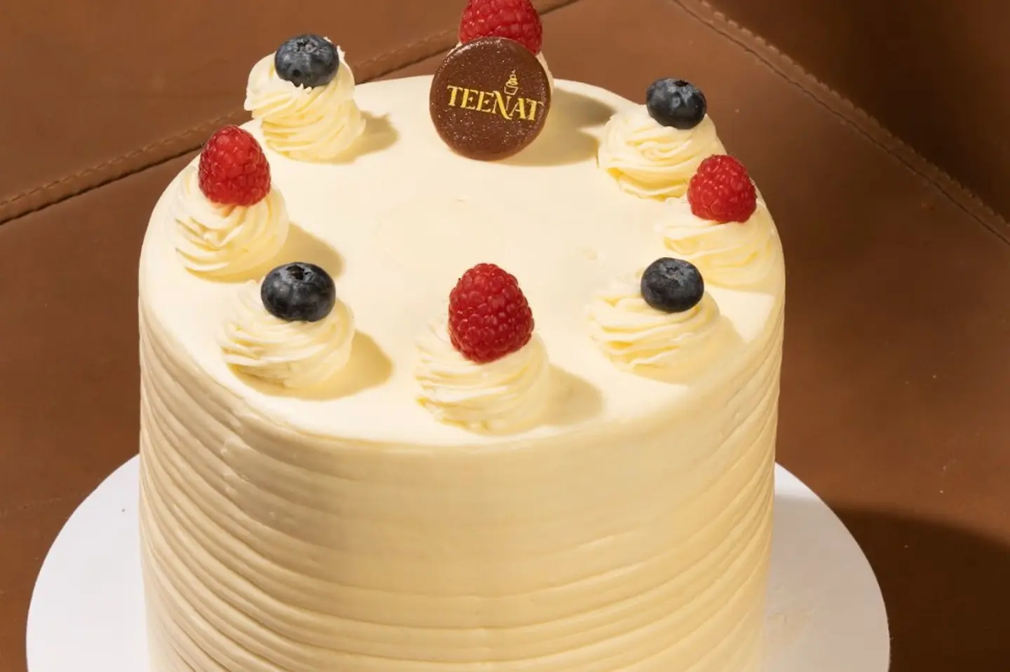 Medium Lemon Raspberry Cake