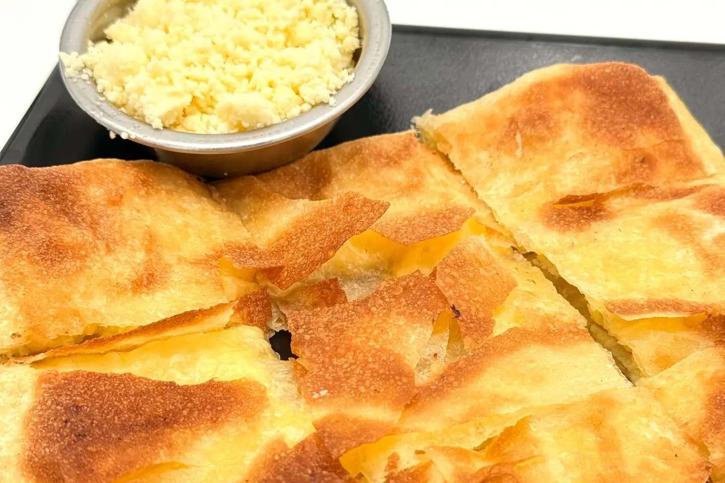 مطبق حلو جبنة