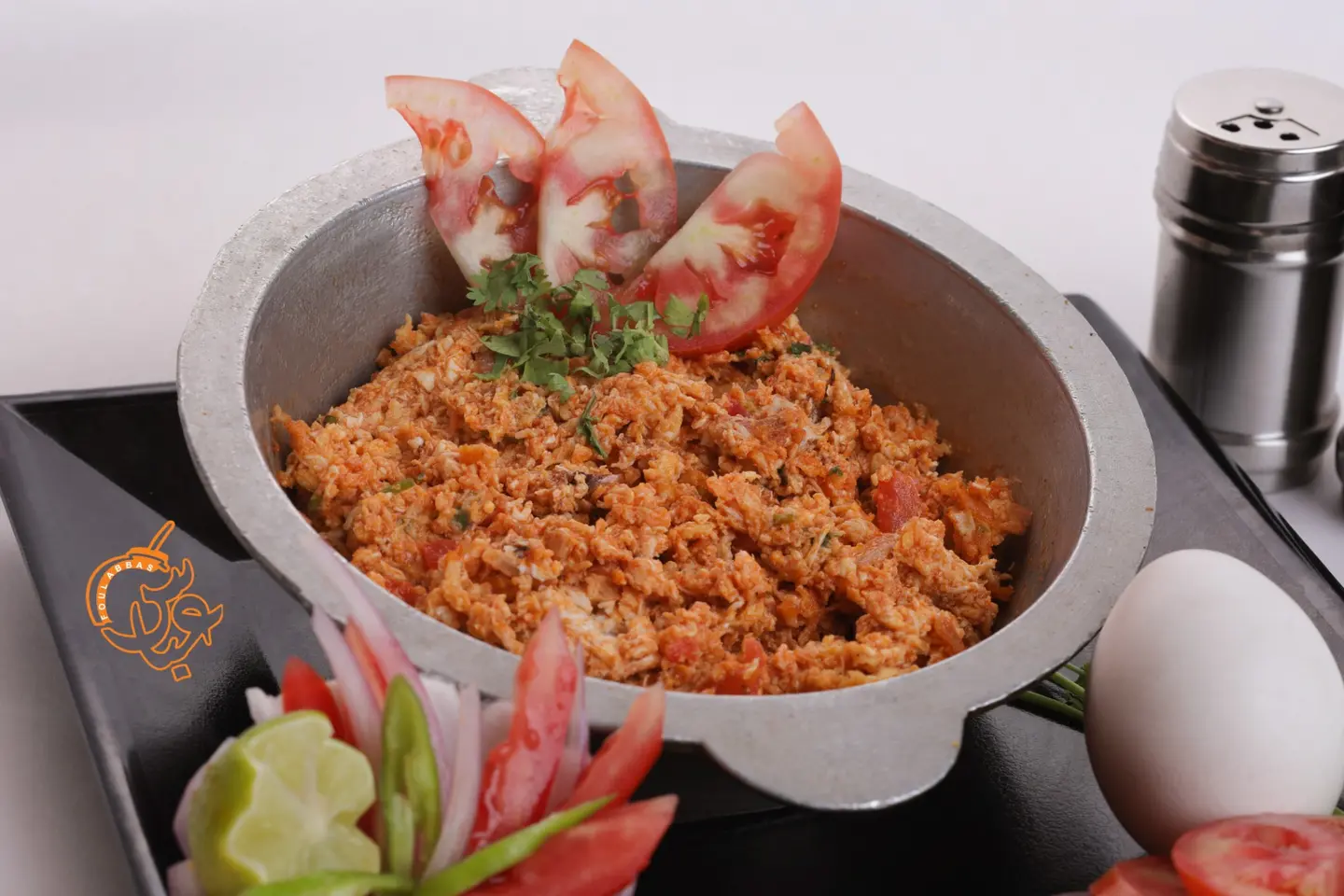 صحن بيض عدني