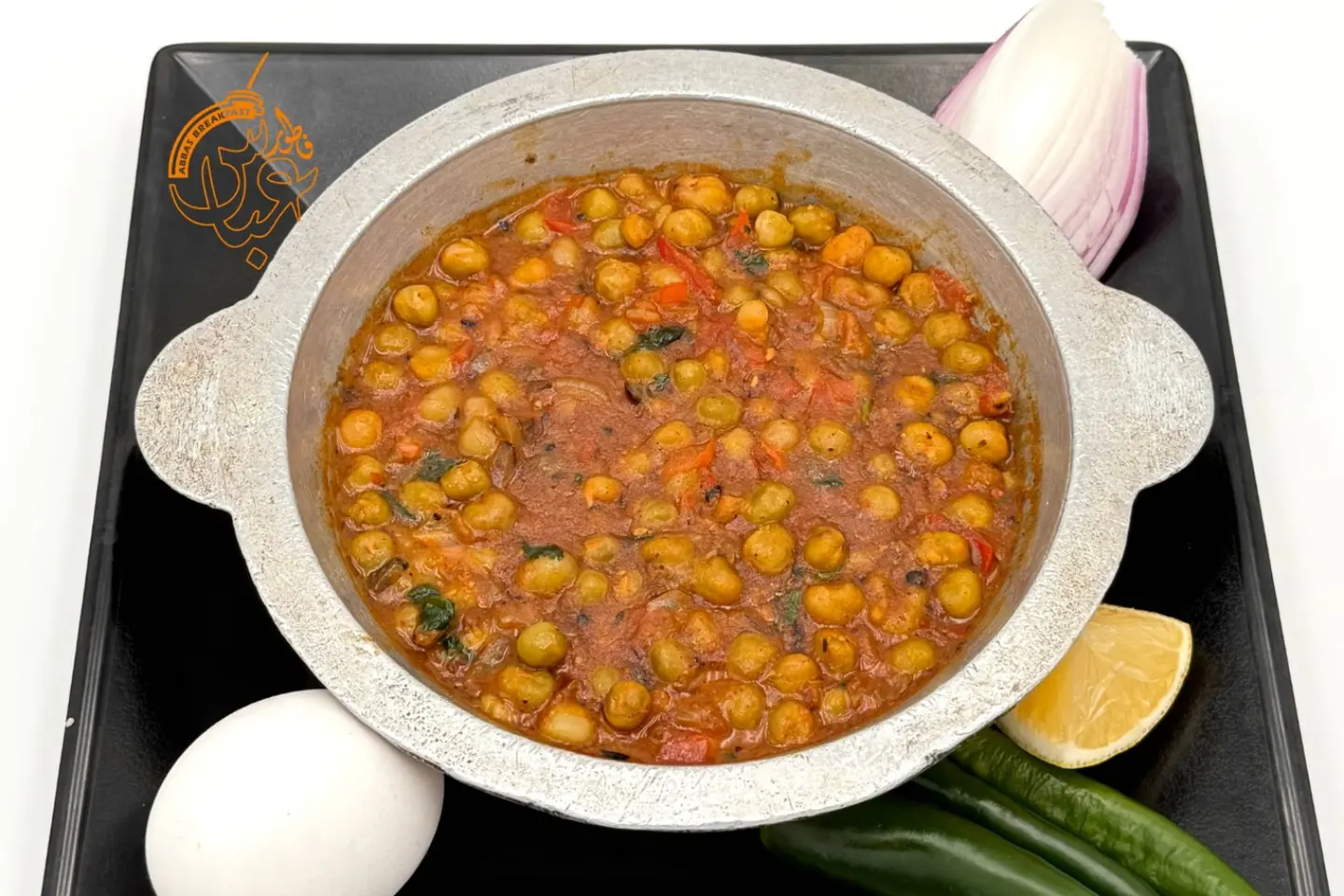 صحن بازلاء مع البيض