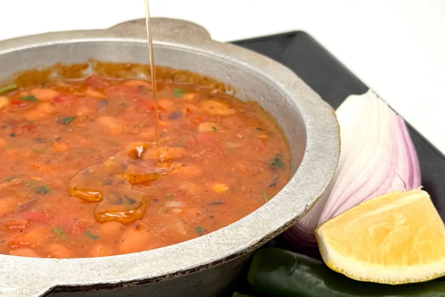 صحن فاصوليا مع البيض