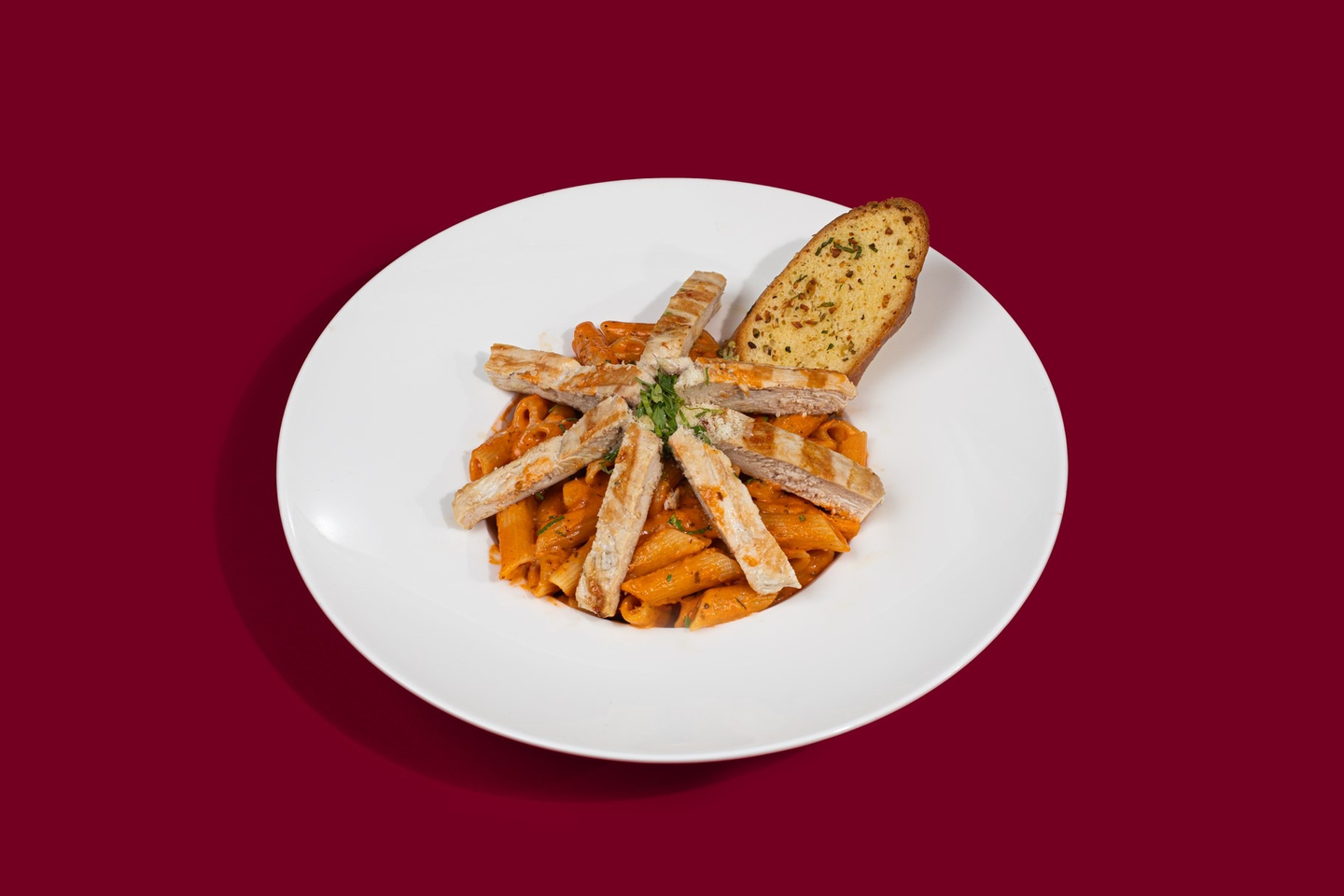 Penne Pink Pasta With Chciken