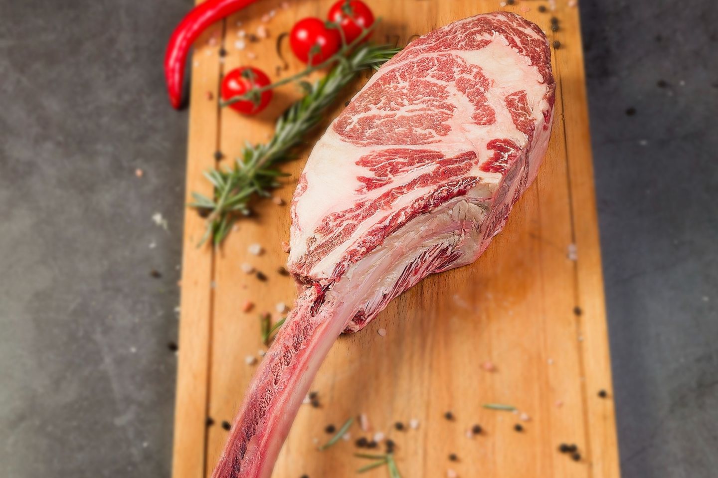 Tomahawk Black Angus   Ready To Grill