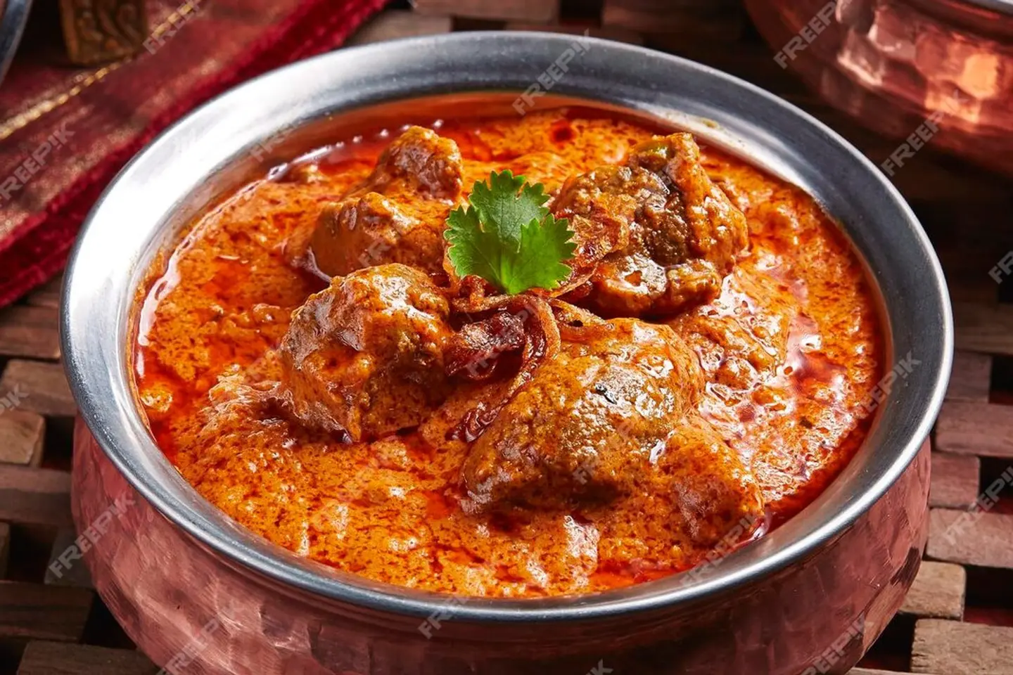 Mutton Rogan Gosht Box With 4 Breads
